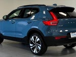 2023 XC40 Thumbnail 4