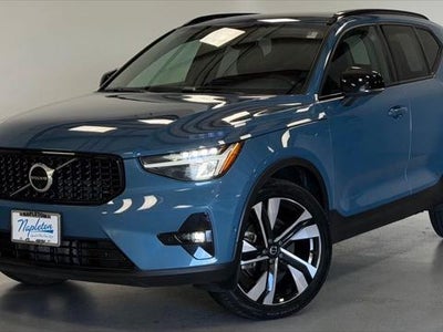 Photo of a 2023 Volvo XC40 AWD B5 Plus Dark Theme 4DR SUV for sale