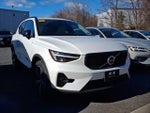 2023 XC40 Thumbnail 1