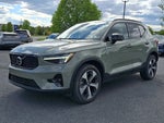 2023 XC40 Thumbnail 2