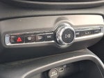 2023 XC40 Thumbnail 16