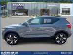 2023 XC40 Thumbnail 4