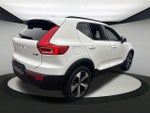 2023 XC40 Thumbnail 11