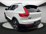 2023 XC40 Thumbnail 12