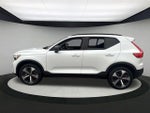 2023 XC40 Thumbnail 13