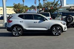 2023 XC40 Thumbnail 25