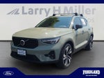 2023 XC40 Thumbnail 1