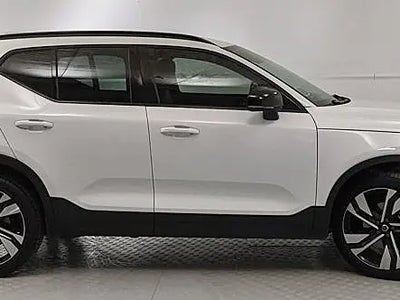 Photo of a 2023 Volvo XC40 AWD B5 Ultimate Dark Theme 4DR SUV for sale