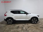 2023 XC40 Thumbnail 4