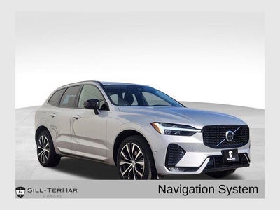 Photo of a 2023 Volvo XC40 AWD B5 Ultimate Dark Theme 4DR SUV for sale