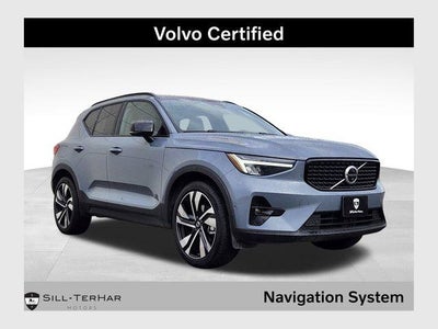 Photo of a 2023 Volvo XC40 AWD B5 Ultimate Dark Theme 4DR SUV for sale
