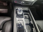 2023 V60 Cross Country Thumbnail 18