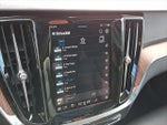 2025 V60 Cross Country Thumbnail 17