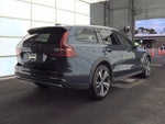 2025 V60 Cross Country Thumbnail 2