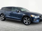 2025 V60 Cross Country Thumbnail 1
