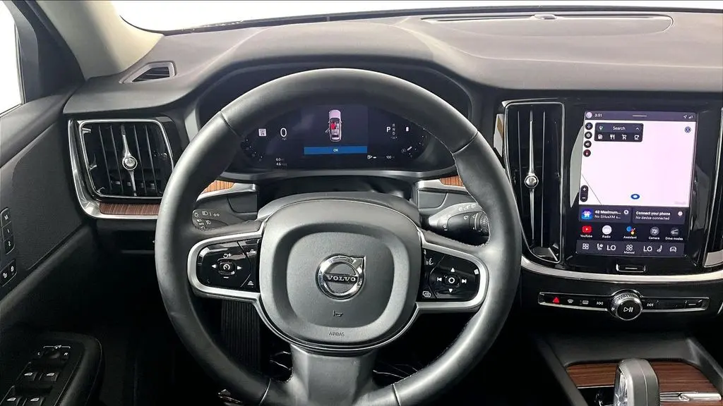 2025 Volvo V60 Cross Country B5 Plus
