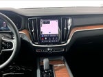 2025 V60 Cross Country Thumbnail 6