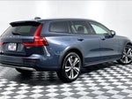 2025 V60 Cross Country Thumbnail 12