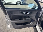 2025 V60 Cross Country Thumbnail 6