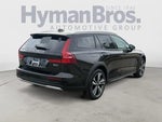 2025 V60 Cross Country Thumbnail 3