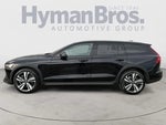 2025 V60 Cross Country Thumbnail 6