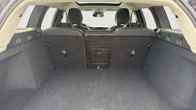 2025 Volvo V60 Cross Country B5 Plus