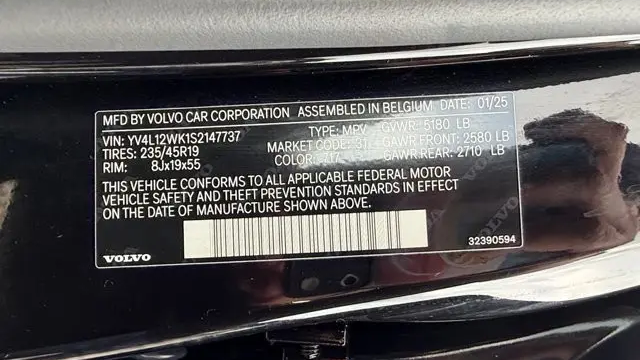 2025 Volvo V60 Cross Country B5 Plus