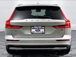 2025 V60 Cross Country Thumbnail 4