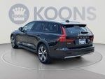 2025 V60 Cross Country Thumbnail 11