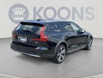 2025 V60 Cross Country Thumbnail 13
