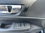 2025 V60 Cross Country Thumbnail 20