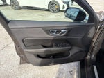 2025 V60 Cross Country Thumbnail 5