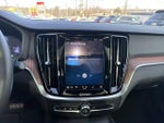 2025 V60 Cross Country Thumbnail 11