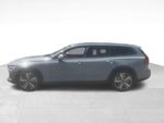 2025 V60 Cross Country Thumbnail 2