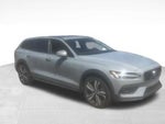 2025 V60 Cross Country Thumbnail 6