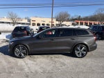 2025 V60 Cross Country Thumbnail 4