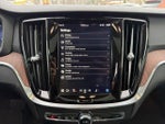 2025 V60 Cross Country Thumbnail 8