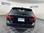 2025 V60 Cross Country Thumbnail 7