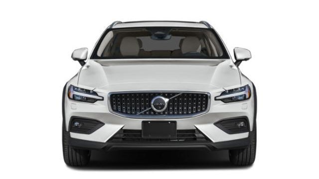 2025 Volvo V60 Cross Country B5 Plus