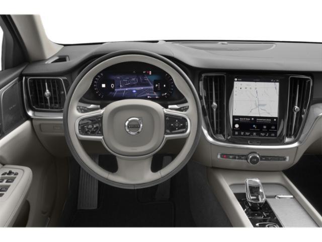 2025 Volvo V60 - $42,075