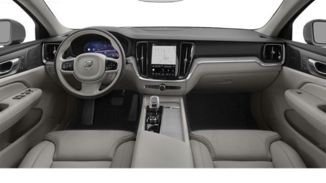 2025 Volvo V60 Cross Country B5 Plus