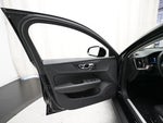 2025 V60 Cross Country Thumbnail 28