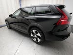 2025 V60 Cross Country Thumbnail 34