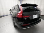 2025 V60 Cross Country Thumbnail 35