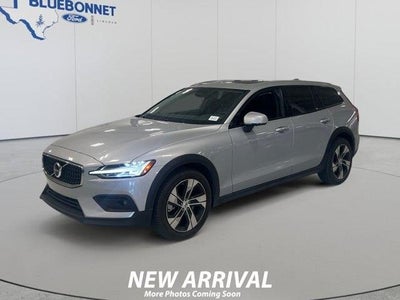 Photo of a 2025 Volvo V60 Cross Country AWD B5 Plus 4DR Wagon for sale