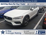 2025 V60 Cross Country Thumbnail 1