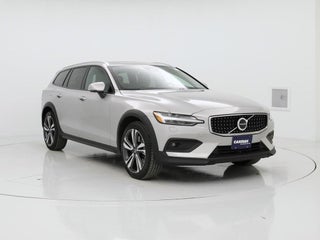 2025 Volvo V60 Cross Country with Gray Exterior