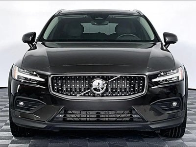 2025 Volvo V60 Cross Country AWD B5 Plus 4DR Wagon