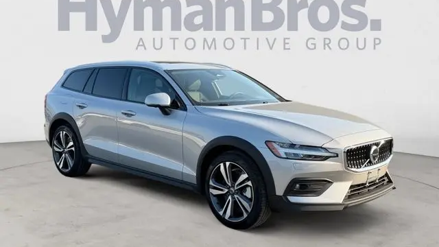 Preowned 2025 Volvo V60 Cross Country B5 Plus for Sale