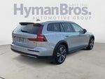 2025 V60 Cross Country Thumbnail 3